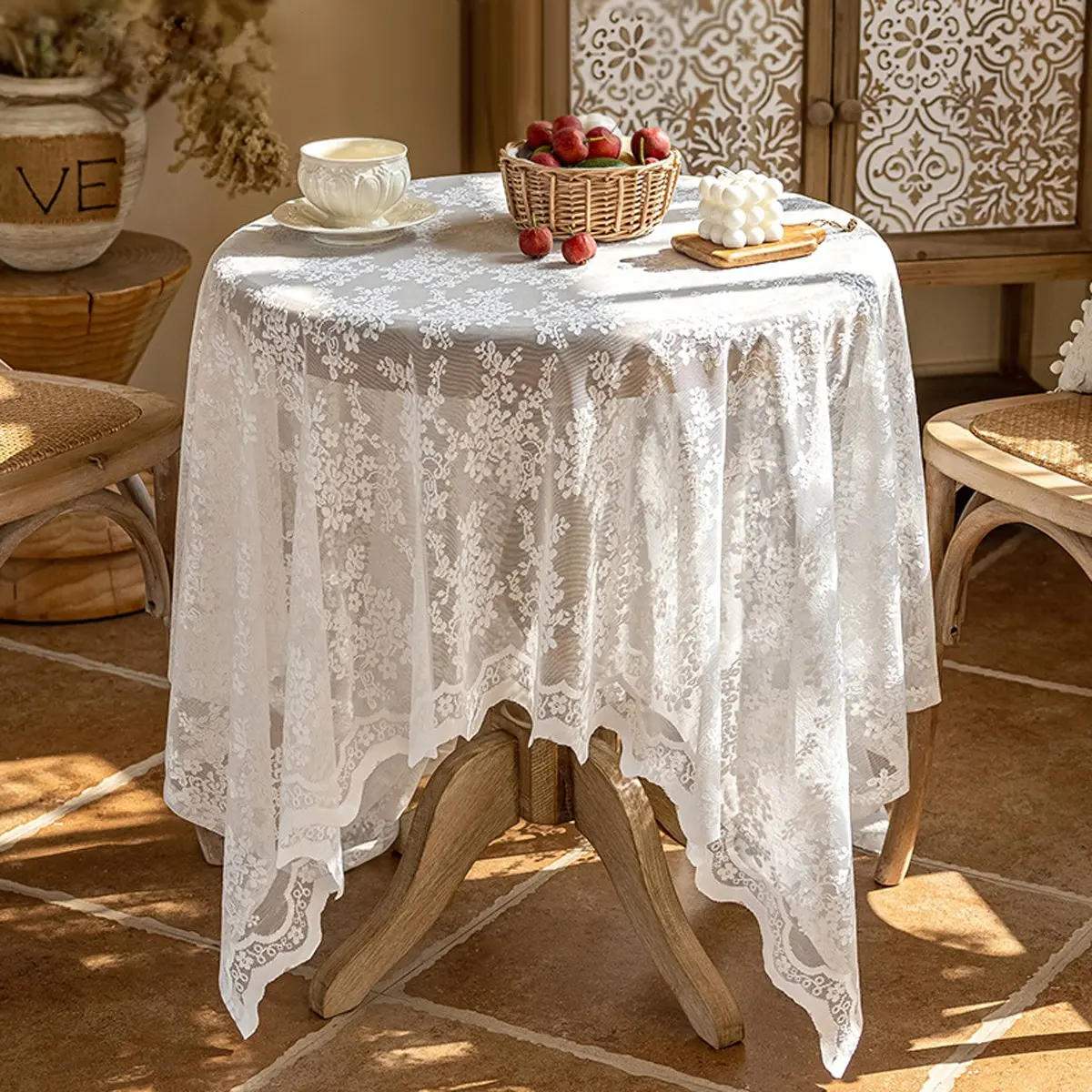 Lace Tablecloth, Romantic Countryside Style Transparent Floral Restaurant Table Cover, Elegant Dining Decor, Perfect for Home & Events, Party, Gatherings