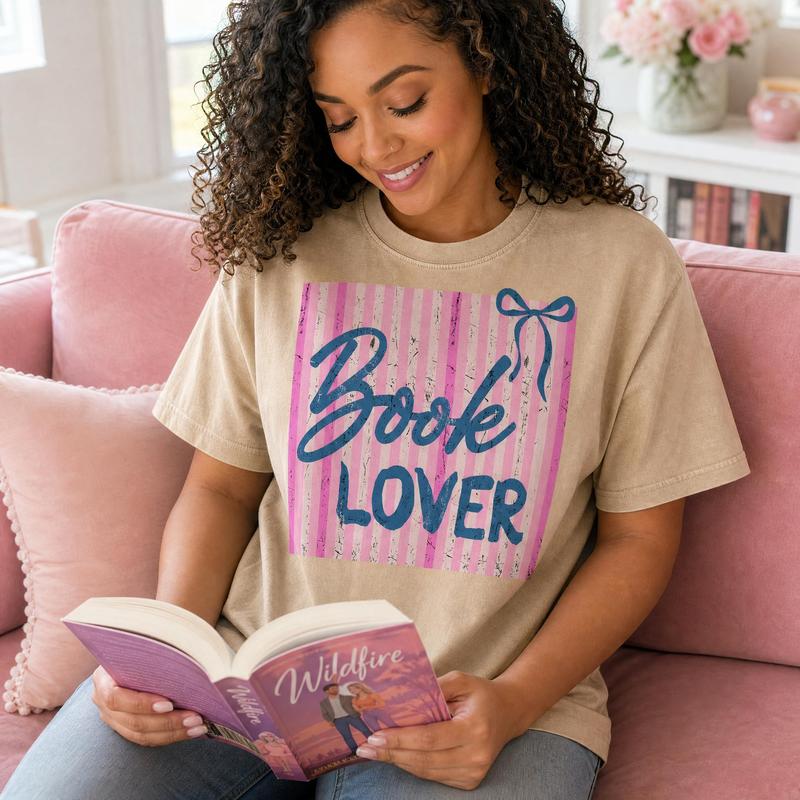 Book Lover Graphic Tee Women Reading Aesthetic Bookworm Shirt