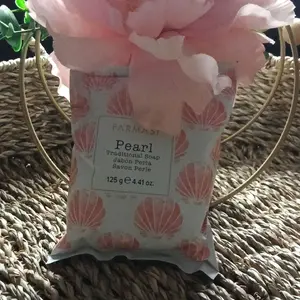 Traditional Pearl Soap, Natural Gentle Cleansing Bar for Daily Skin Care
