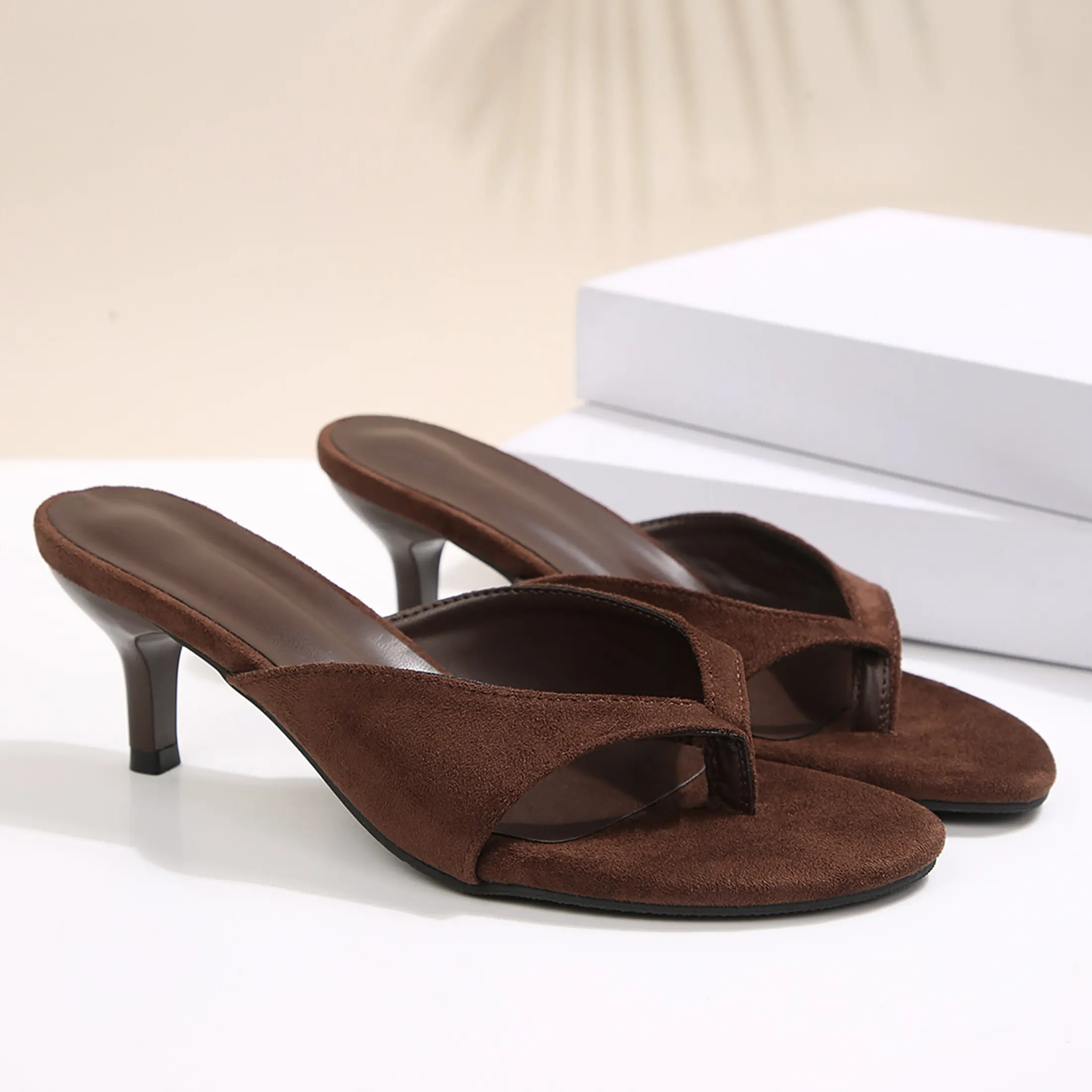 Women's Minimalist Kitten Heel Mules Versatile Open Toe Sandals for Dressy or Casual Outfits