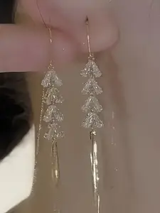 Elegant Long Leaf Earrings with Artificial Zirconia Dangles, Fashionable New Luxury Style, Simple Design for Women Jewelry Collection, Classic Style Earrings