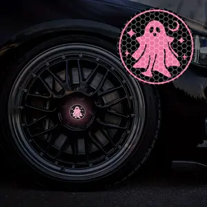 4pcs Cute Ghost Car Wheel Hub Center Stickers, Vinyl Car Wheel Hub Stickers Self Adhesive High Strength Reflective Halloween Stickers, Suitable for Car Wheel Hub Center Decoration