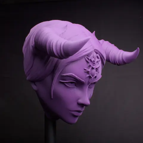 Lilith Wall Mounted Head and Hands