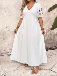 Plus Size Women's Lady Casual Chic Long Floral Embroidered Dress, V Neck Short Sleeve Design, Loose Fit, Comfortable Daily Wear, Everyday, Elegant Style, Womenswear