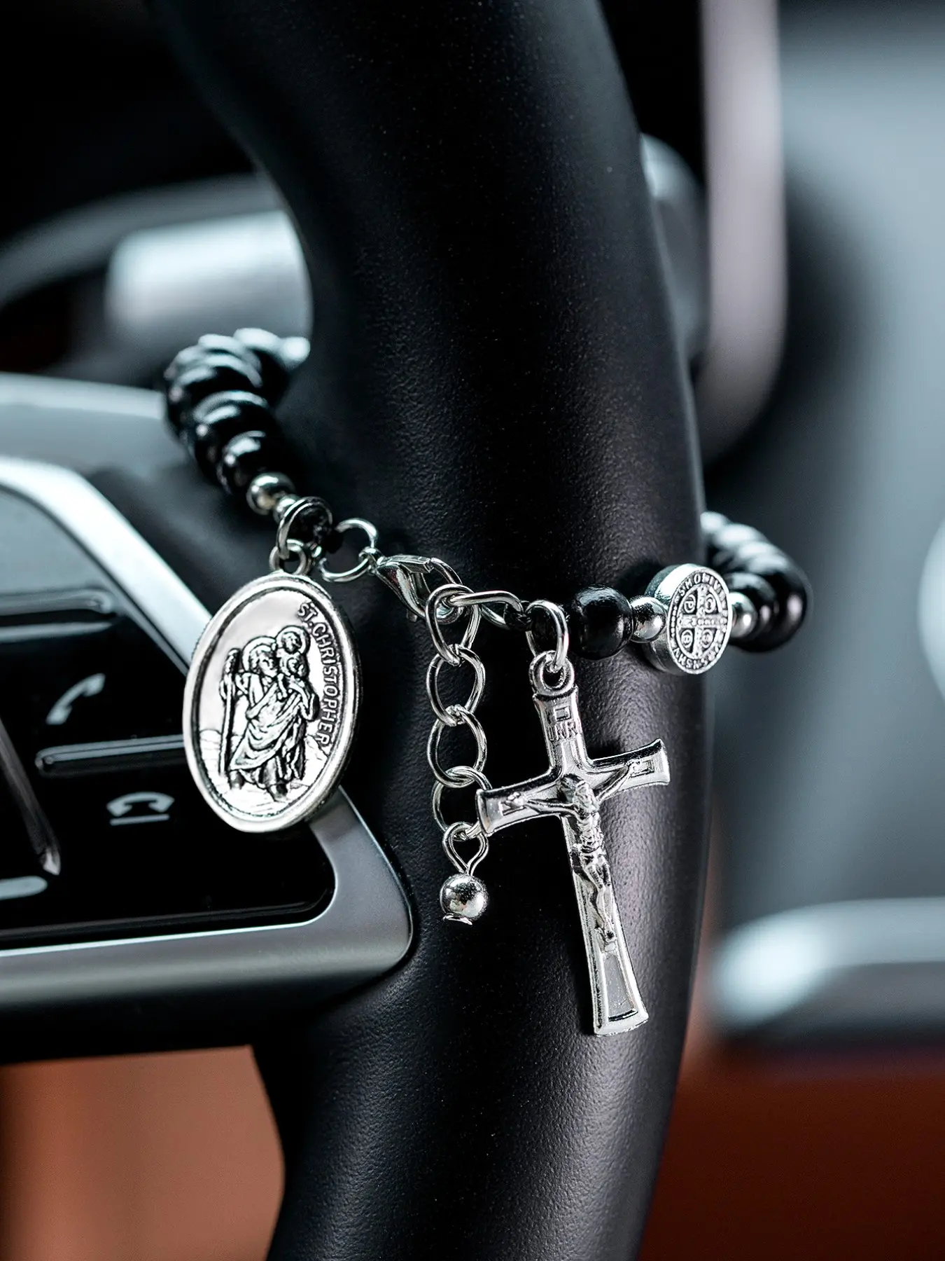 Saint Christopher Wooden Rosary Car Pendant, Cross Rearview Mirror Charm, Catholic Blessing Steering Wheel Chain, Religious Accessories, Car Interior Accessory, Car Interior Decorative, Car Ornaments, Car Interior Decoration