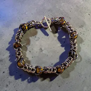 Gullauga | Gun Metal Black Plated iron Chainmail | Tiger's Eye Beads | Full Persian 6-in1