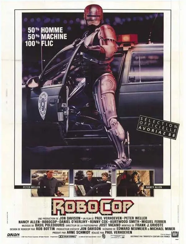 RoboCop Movie Poster Print (11 x 17)