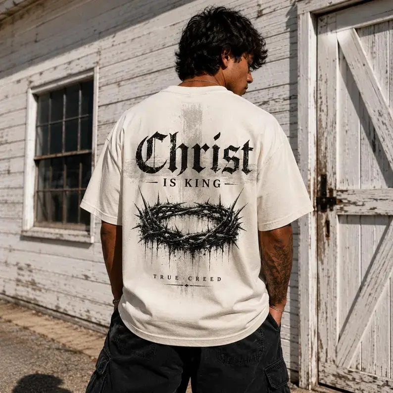 Christ Is King Graphic T-Shirt Crown of Thorns Vintage Aesthetic Oversized Christian Streetwear Merch