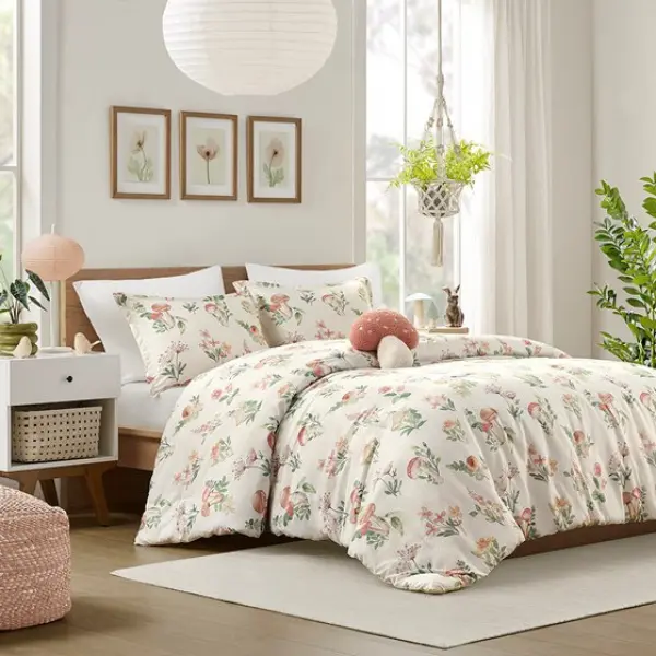 Full/Queen Mushroom Garden Comforter Set, Whimsical Botanical Print Bedding, Hypoallergenic Polyester, Antimicrobial, OEKO-TEX Certified, Machine Washable, Includes Comforter, Shams & Mushroom Pillow, Multicolor