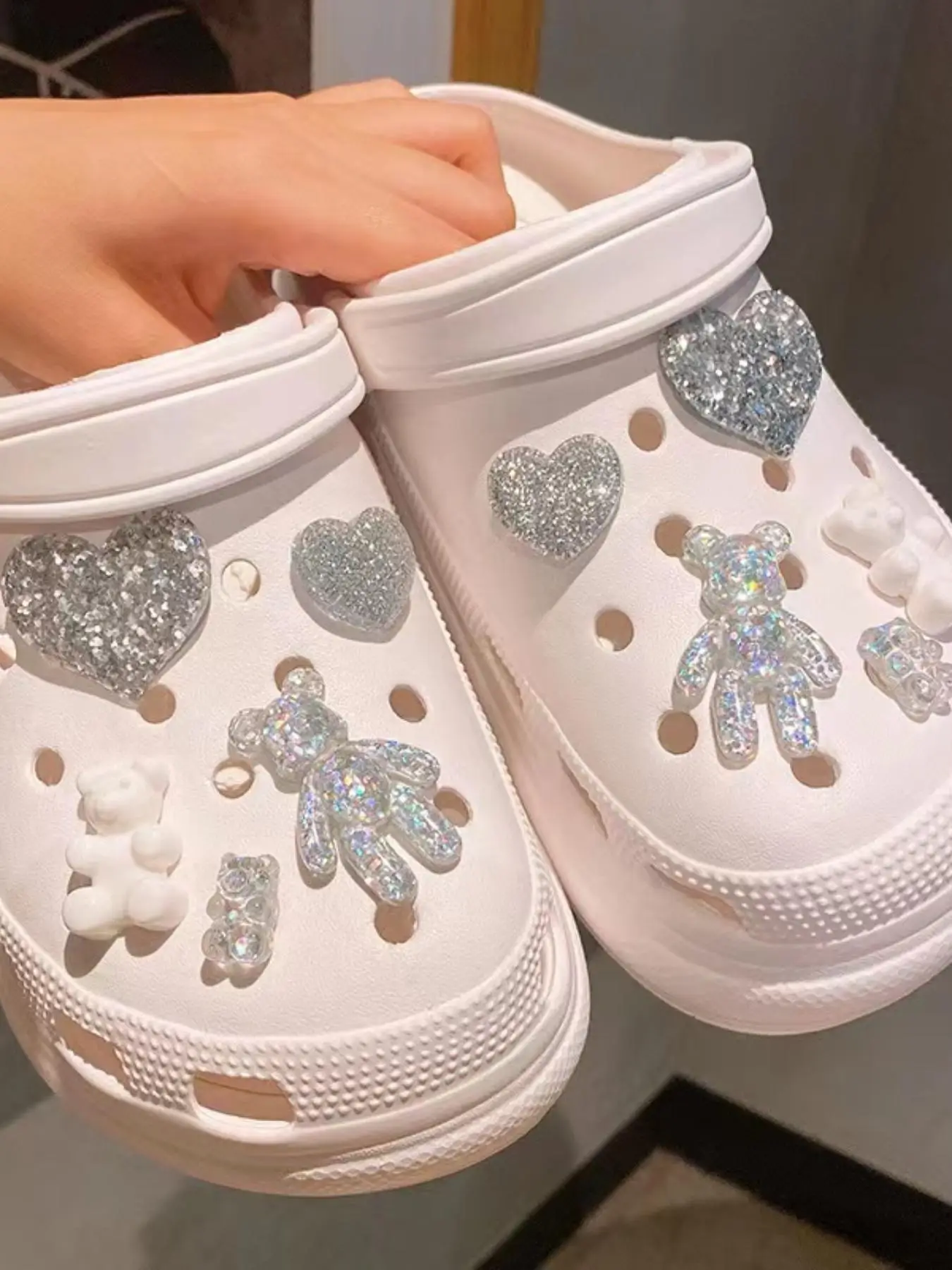 10pcs Cute Cartoon Bear & Heart Design Shoe Decoration, Fashionable Novelty Shoes Decorations for Clogs Design, Dazzling Glamour Trendy Holiday Shoe A