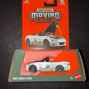 Matchbox Honda S 2000 Moving Parts 1:64 Diecast Model Car with Detailed Features and Collectible Packaging