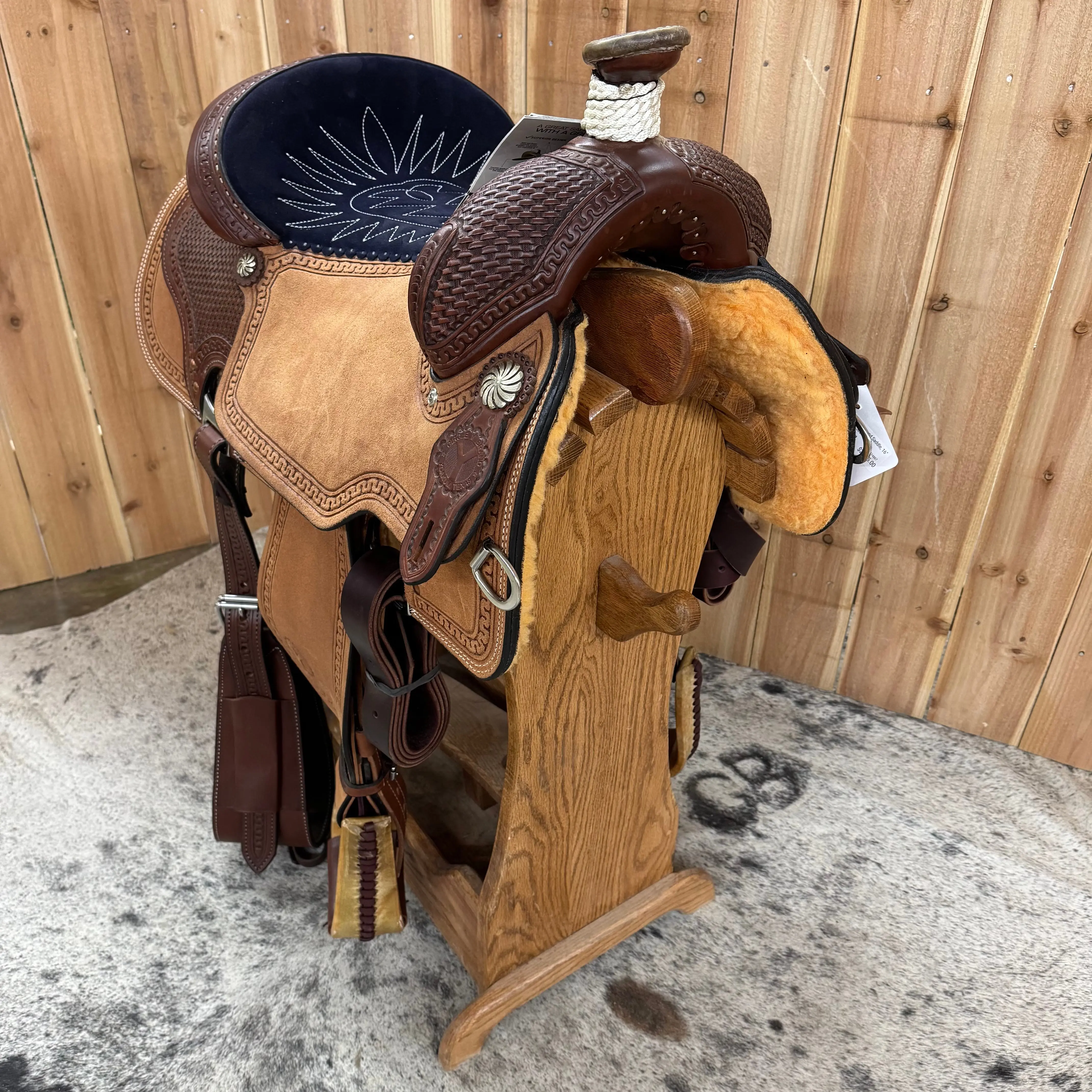 Circle Y Clyde All Around Saddle, 16" Seat (Demo)