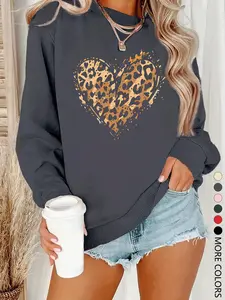 Women's Leopard Heart Print Round Neck Sweatshirt, Casual Long Sleeve Crew Neck Pullover for Spring & Fall, Fashion Women's Top for Daily Wear, Hoodie, Casual Pullover Tops