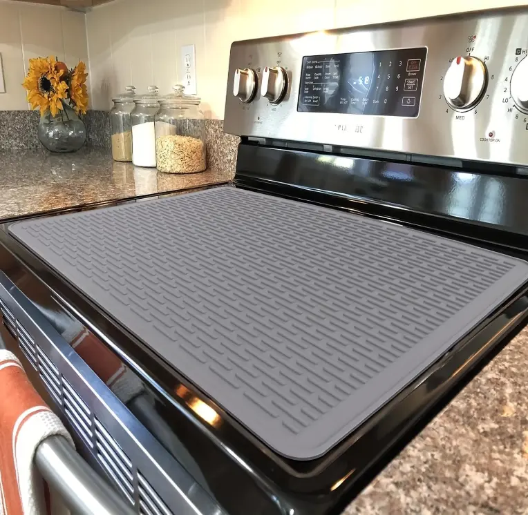 28"x20" Non-Slip Heat Resistant Silicone Stove Cover Mat, Durable Foldable High Temp Heat Insulation Cooktop Protector, Anti-Grease Easy Clean Countertop Guard, Multi-Use Table Coaster for Dishes, Tools, Pets & Coffee, Black Gray Kitchen Gadget