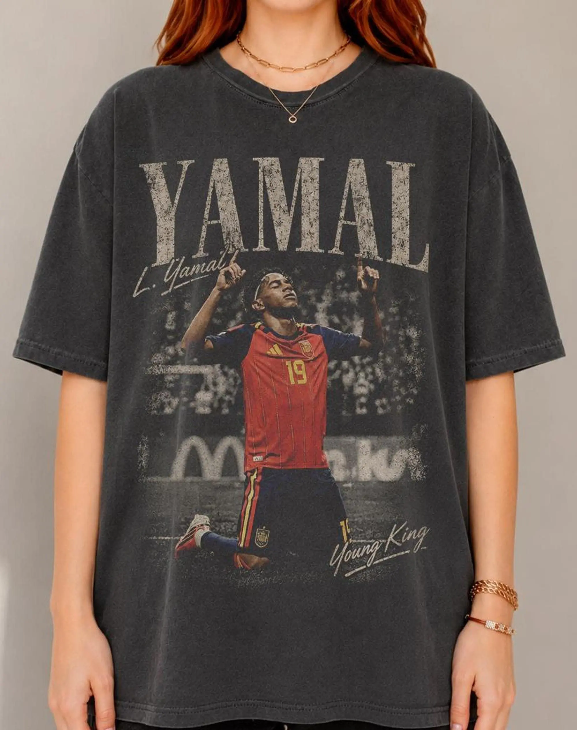 Lamine Yamal Vintage Bootleg Soccer Comfort Colors Shirt, Retro Spain Football Graphic Tee, Young King Distressed 90s Soccer Fan Gift T-Shirt, Best Gift For Fans