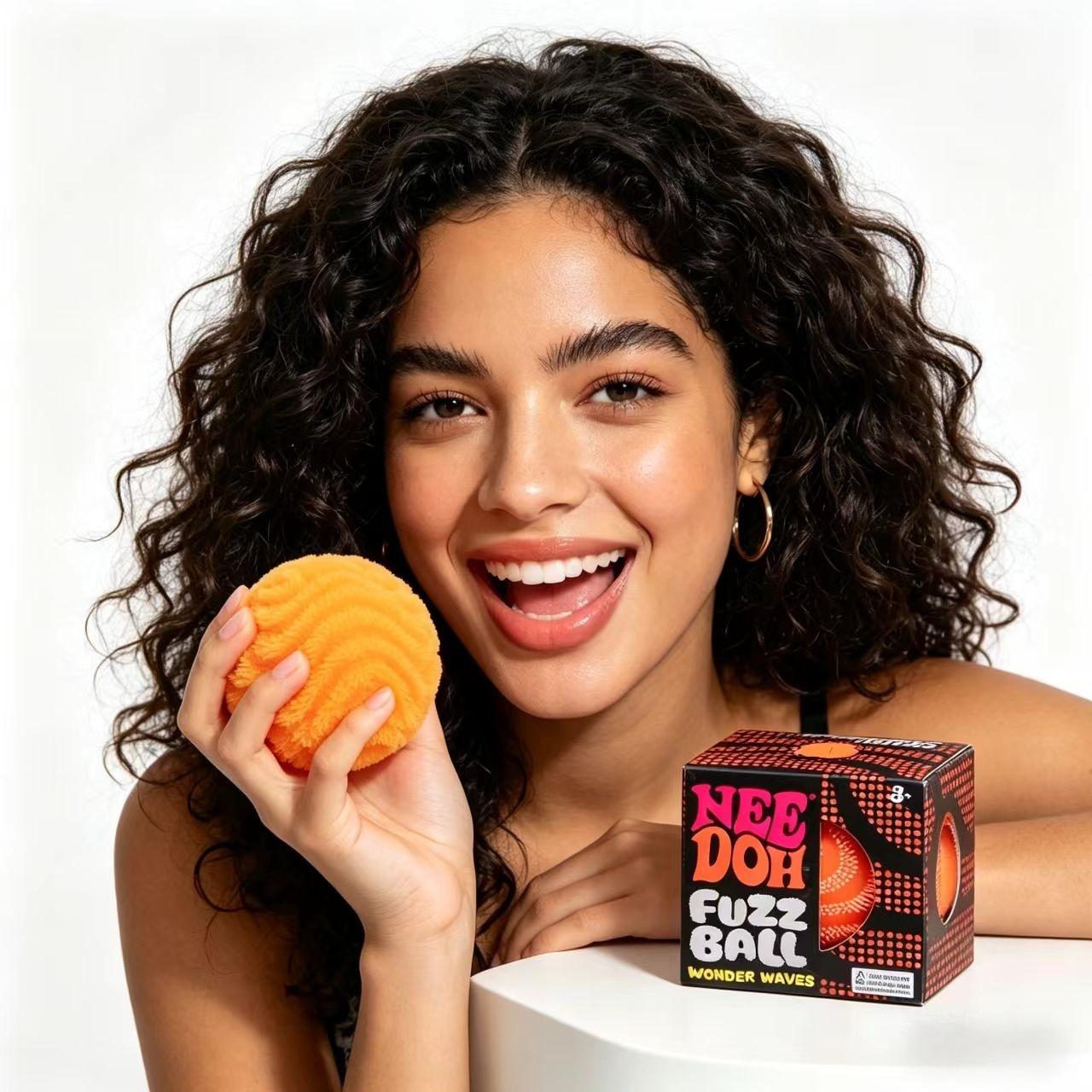 Squeeze Fun Fuzz Ball Wonder Waves Sensory Squeeze Toy – Ultra Soft Velvet Texture & Wavy Design, Relaxation Toy & Ideal Party Gift for All Ages