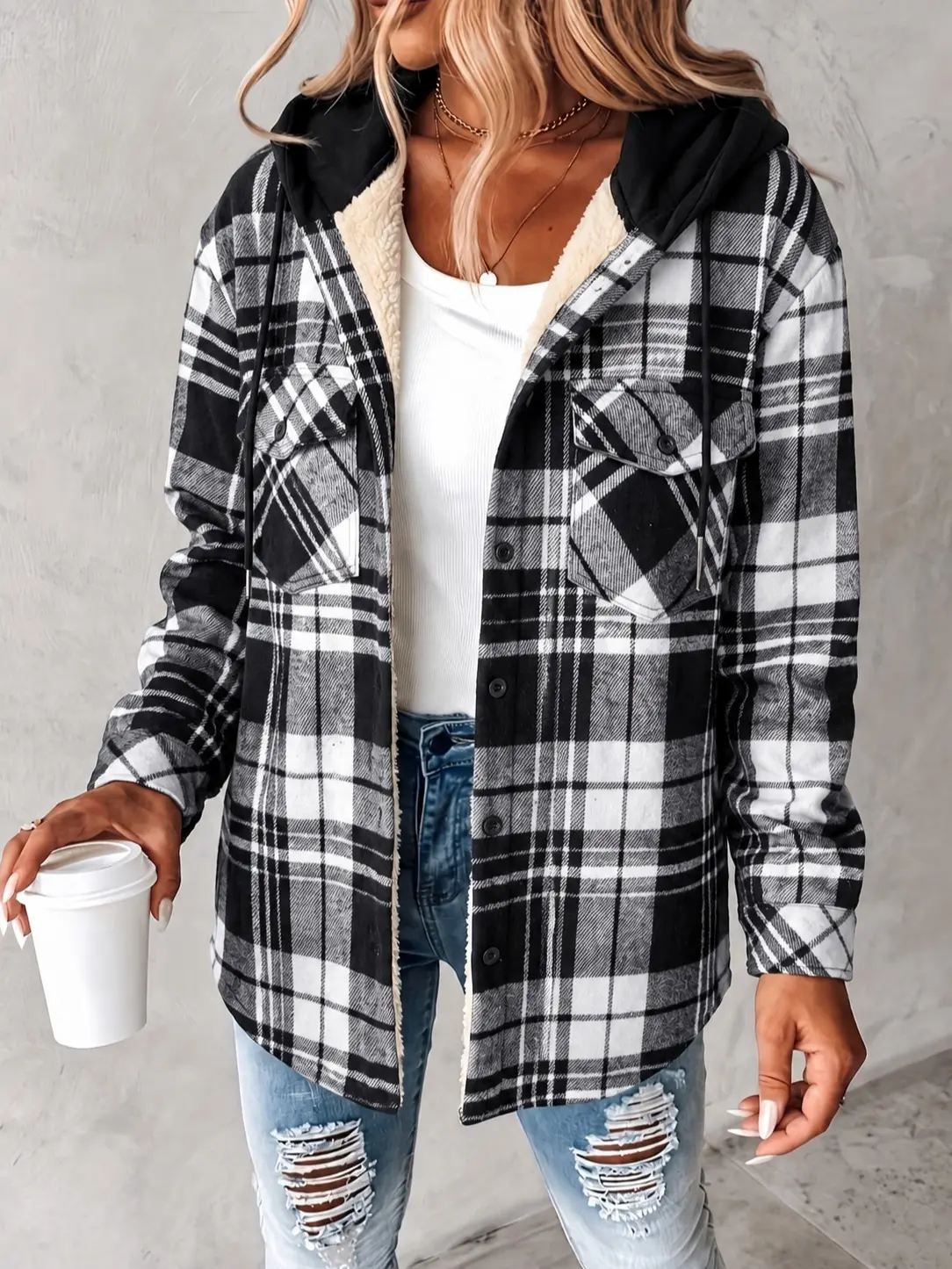 Ladies Plaid Hooded Shirt Jacket, Cozy Fleece Lining Inside, Button Up Fastening, Chest Patch Pocket, Relaxed Fit, Outdoor Daily Warm Coat for Autumn and Winter Seasons