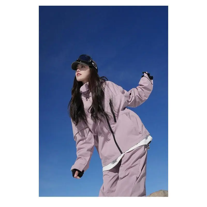 New ski suit set for men and women, waterproof and warm, suitable for snowboarding and skiing, perfect for the snowfield