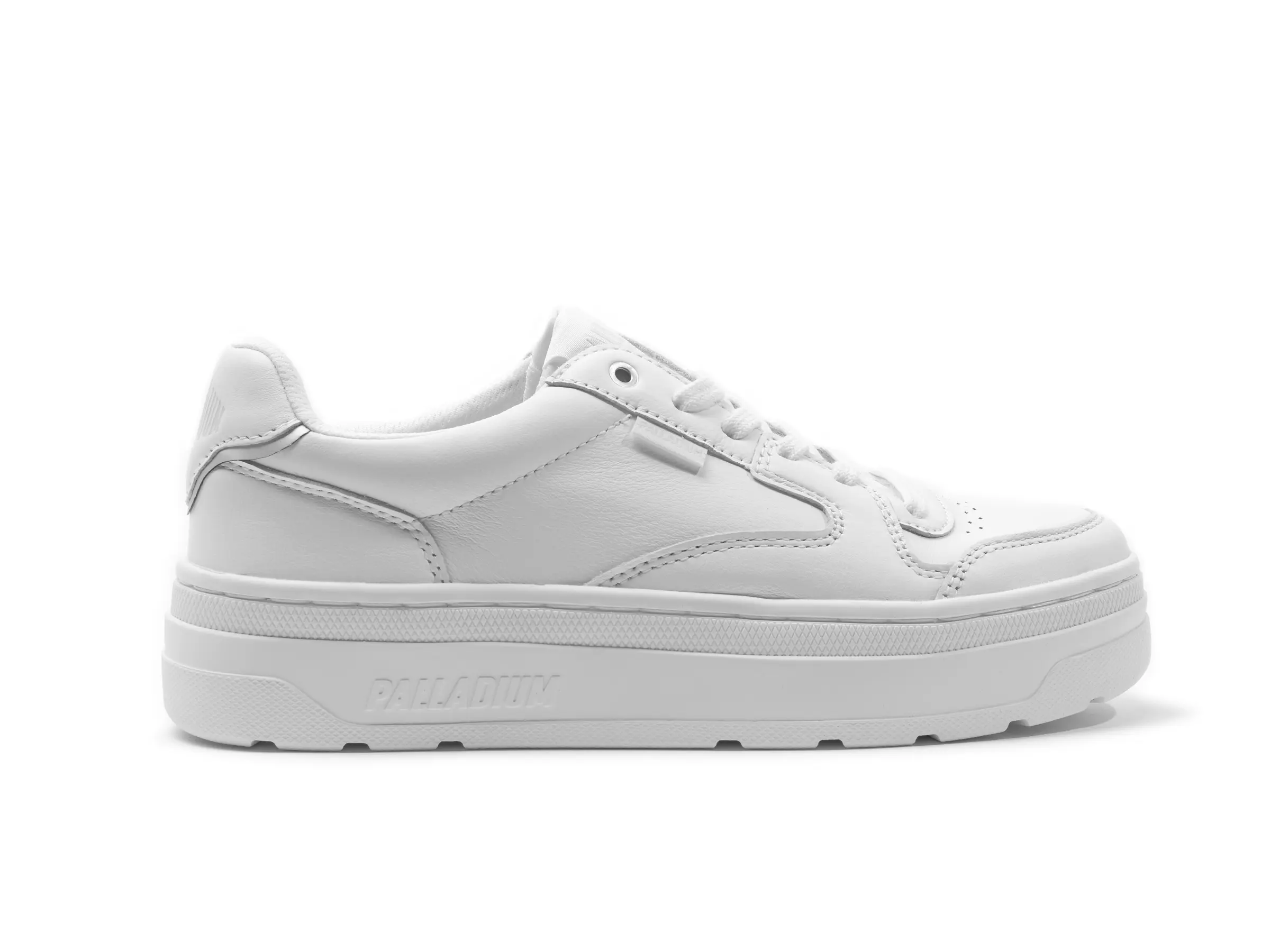 Pallasphalt Lo Leather - Star White, Casual Platform Sneaker for Women