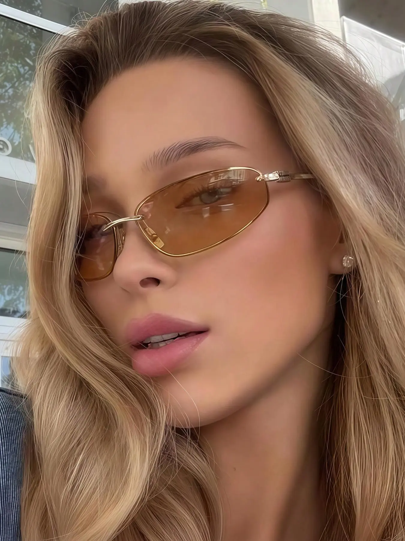 Oval Frameless Y2K Fashion Glasses, Casual Stylish Glasses, Retro Stylish Design Eyewear For Women Preppy Style Back To School Wrap Around Trendy Vintage Sunglasses, Wrap Shape Temple Decor Sunglasses, Trendy Styling Sunglasses