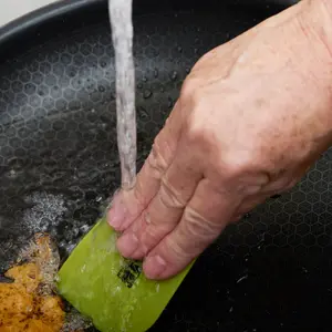 Small Plastic Pan Scraper, Kitchen & Barbecue Cookware Utensil