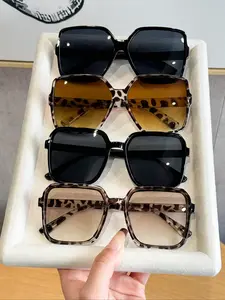 Unisex Fashionable Trendy Leopard Pattern Sunglasses, Casual Square Frame Sunglasses for Everyday Use, Fashion Accessories for Outdoor Activities, Leopard Print Sunglasses