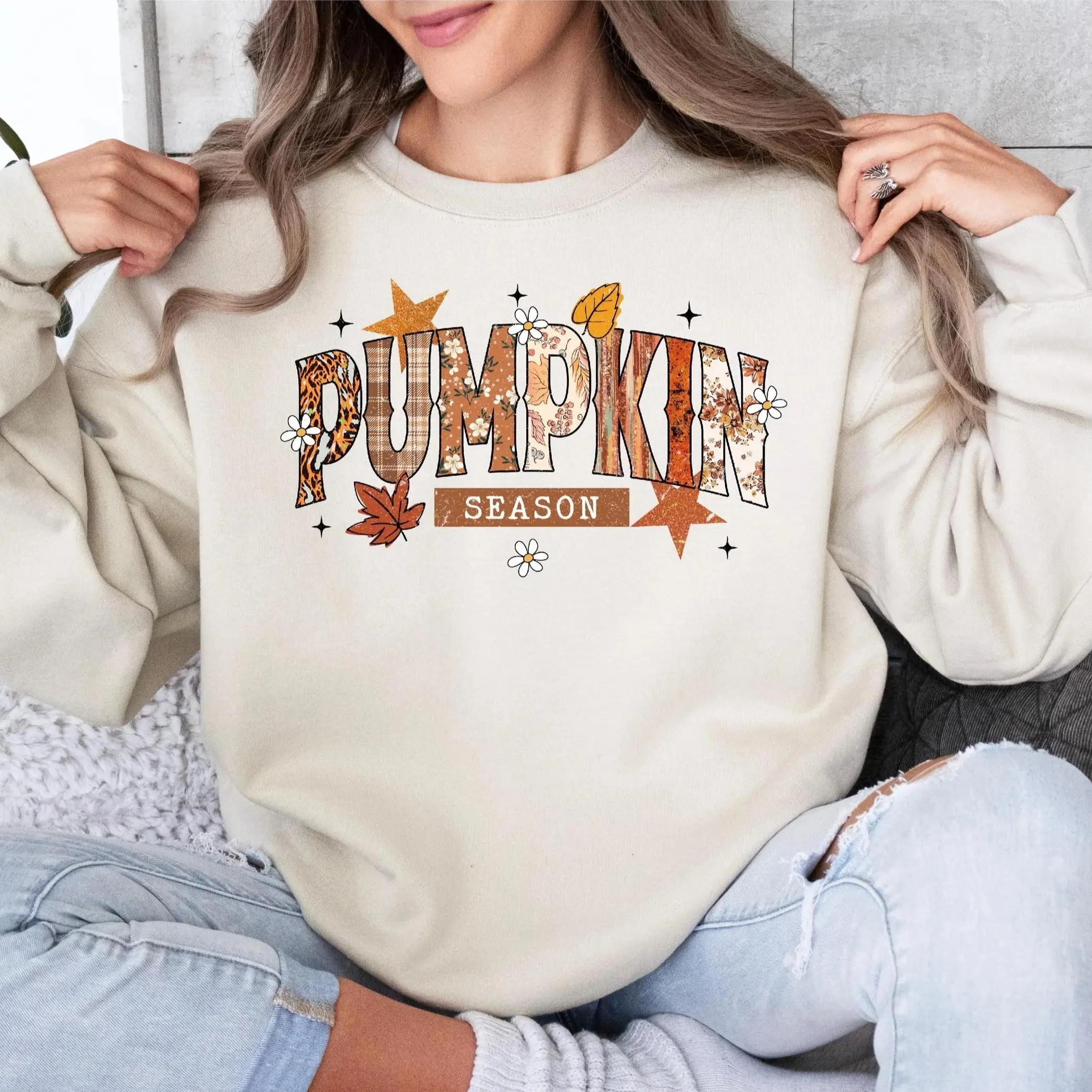 Pumpkin Season Sweatshirt, Cute Fall Autumn Thanksgiving Hoodie, Cute Pumpkin Patch Graphic Crewneck, Spooky Season Halloween Sweatshirts, Cozy Fall Vibe Aesthetic Outfit, Trendy Autumn Season Apparel, Thanksgiving Day Gifts for Women & Men