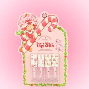 Strawberry Shortcake Limited Edition Holiday Sets