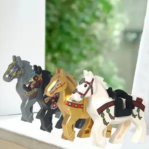 4pcs Creative Vintage War Horse Home Festival Decoration Statues, Ornaments, Ornate Saddle Bag, Ancient Style Static Scene Models for Home Decor, Decoration Items