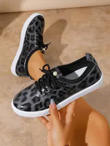 Women's Fashion Sports Shoes, Outdoor Casual Wear, Comfortable and Versatile, Leopard Print, Laces, Patchwork Design, Athletic Sneakers