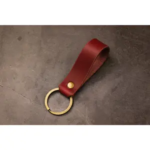 Leather Keychain - Bordeaux Minerva