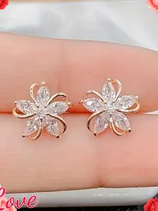 Cube Flower Earrings, Sister Gift, Women's Jewelry Pendant, Fashion Five-Petal Flower Ear Rings, Simple Elegant Small Delicate Studs