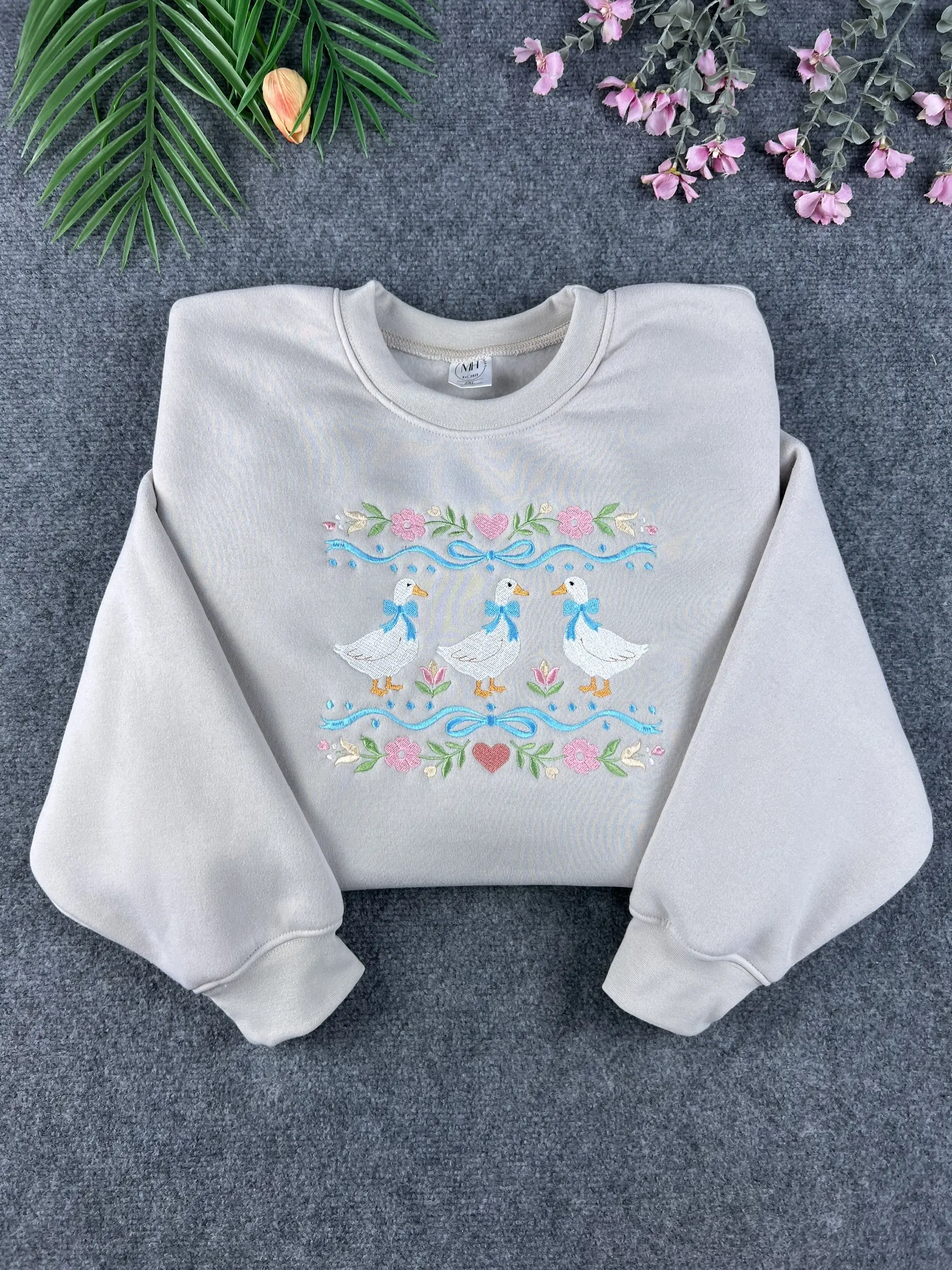 Vintage 80s Goose Sweatshirt, Cottagecore Farm Animal Tee