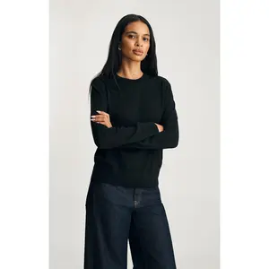 EDITION MERINO WOOL CREW NECK SWEATER IN BLACK