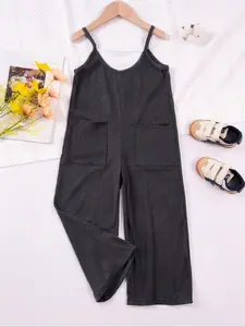 Toddler Girl's Solid Color Adjustable Strap Overalls Jumpsuit with Pocket Design, Casual Fashion Overalls for Daily Wear, Kids Clothes for All Seasons