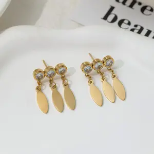 Triple Stacked Studs