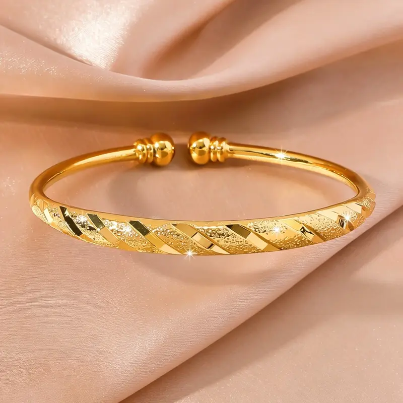 24K Gold‑Plated Copper Adjustable Cuff Bangle for Women, Open Bangle Bracelet, Exquisite Jewelry Gift for Girlfriends & Friends for Daily Wear