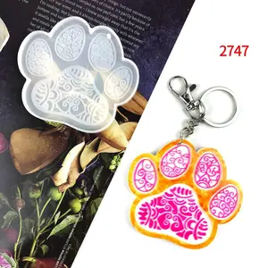 Paw Decorative Dog Cat Wolf Animals Keychain Mold - Sturdy Silicone Mould for Resin Casting