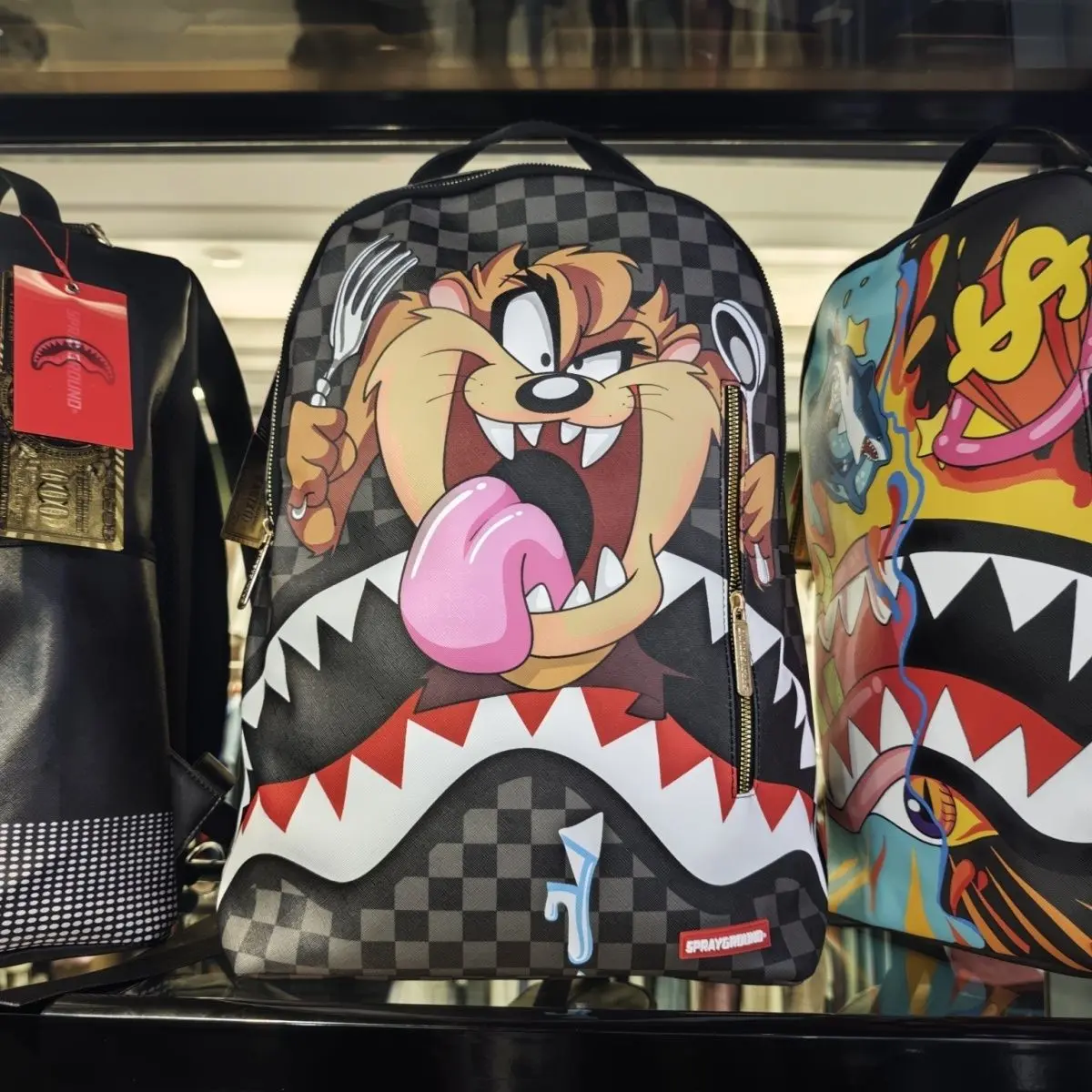 New SG shark backpack trendy brand trendy fashion large capacity men's and women's backpack casual student schoolbag travel
