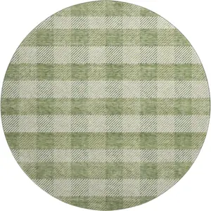 HomeRoots 673462 8 ft. Green & Ivory Plaid Transitional Washable Round Area Rug with UV Protection