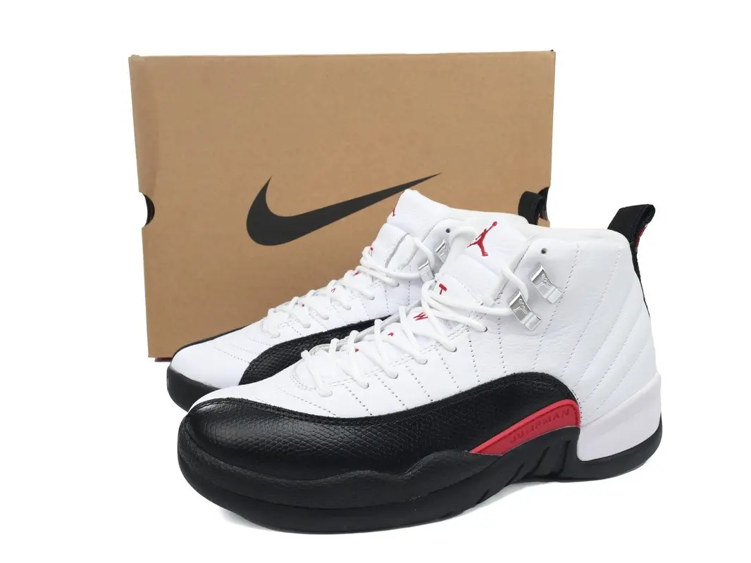 White Black Red Spliced Grain Leather High‑Top Basketball Shoes, Silver Buckle Decor Unisex Versatile Trendy Practical Casual Sneakers