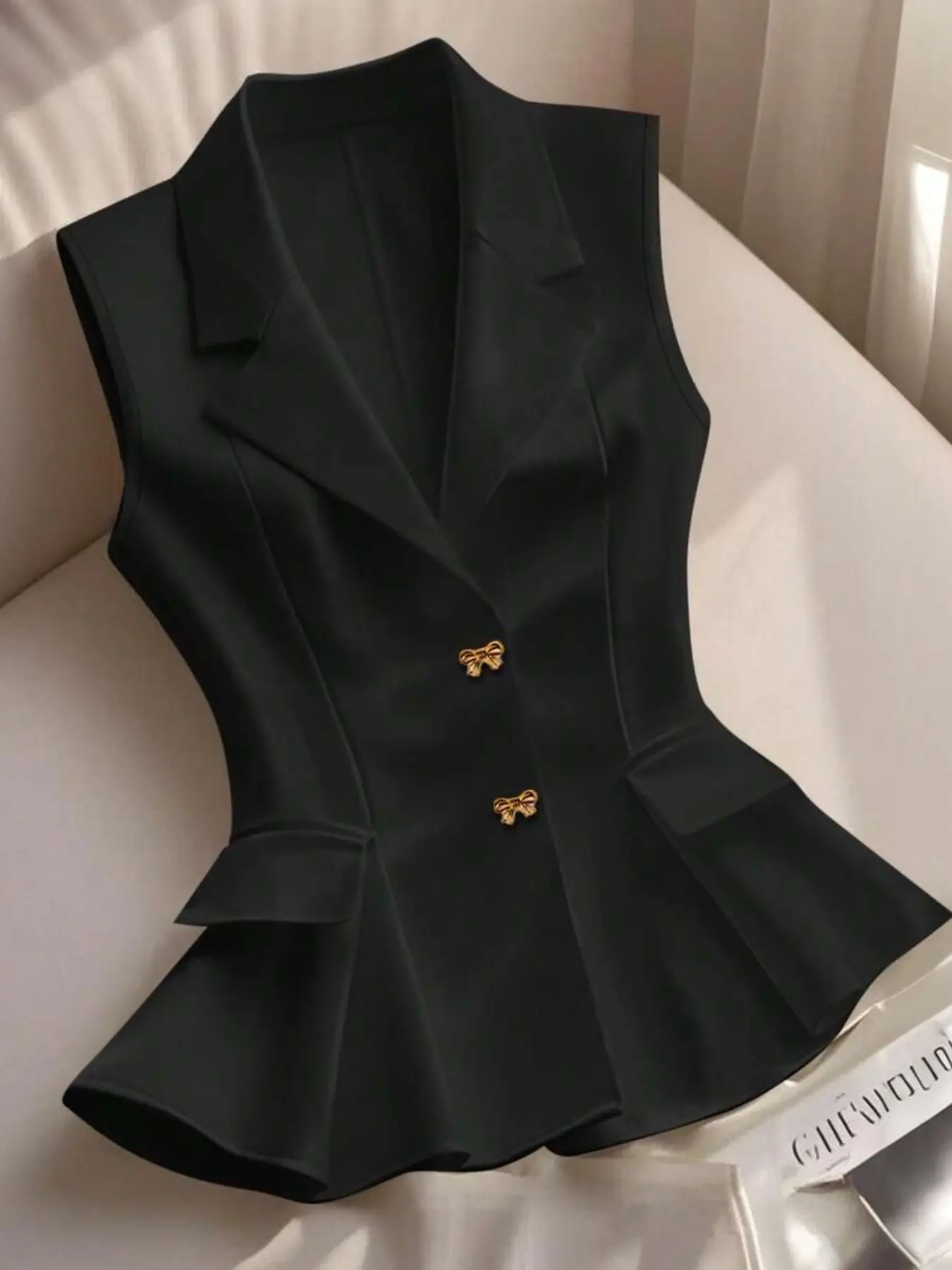 Women's Spring Summer French V-Neck Elegant Bow Tie Button Sleeveless Slim Fit Fitted A-Line Wrap Lapel Blazer Jacket, Stylish, Chic and Comfortable Outerwear