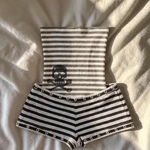 Color blocked fashionable summer shorts   sexy slim fit versatile low waist Gothic hip-hop street men's and women's suit emo