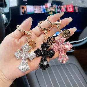 Creative Cross Car Keychain, Unique Elegant Bag Charm, Lucky Cross Key Chain Gift, Perfect Accessory for Cars and Bags, Bling Bling Keychains