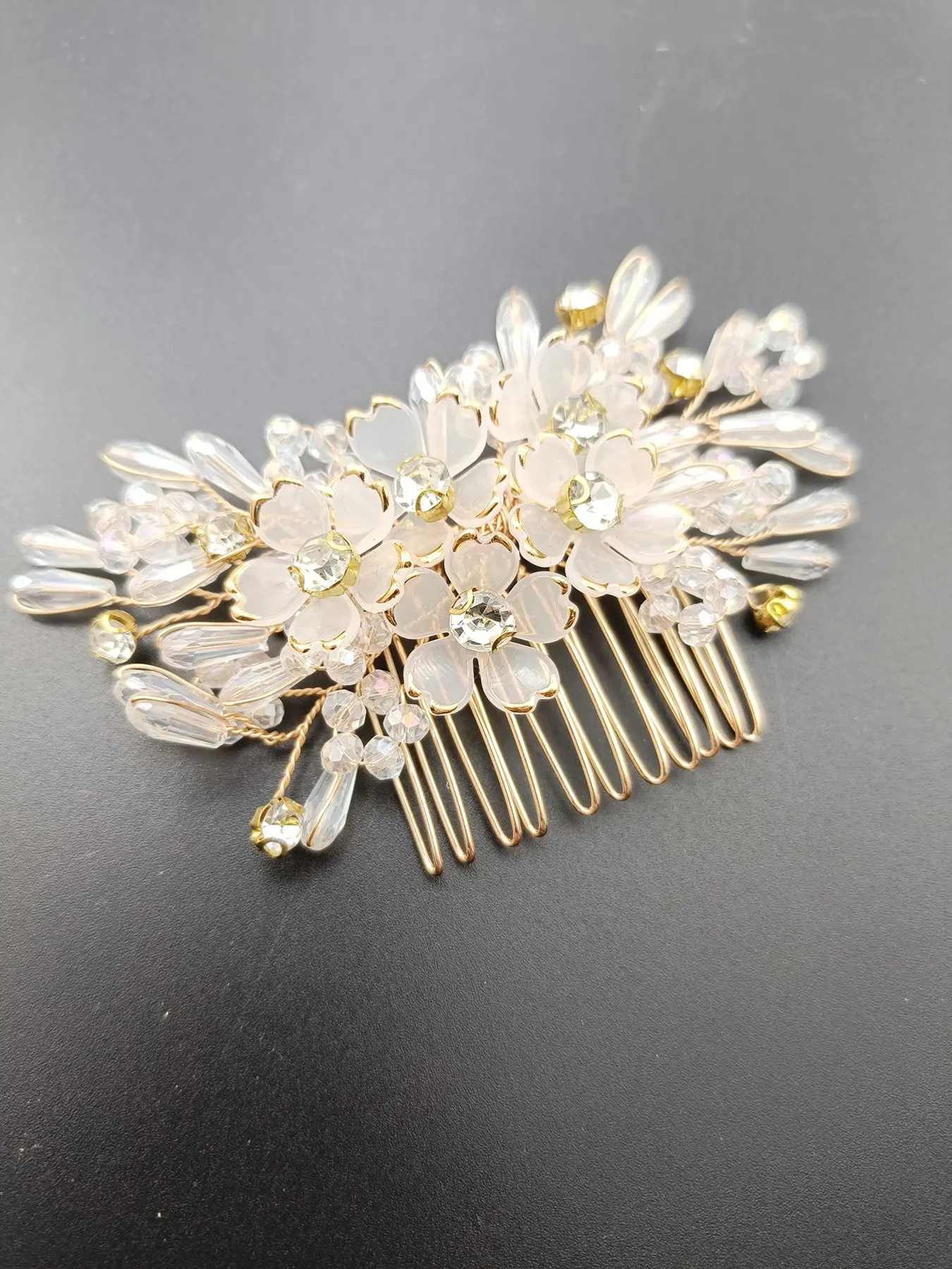 1PC Crystal Rhinestone Floral Hair Comb, 12 Teeth Metal Design, Elegant High-Quality Accessory, Perfect for Bridesmaids and Weddings