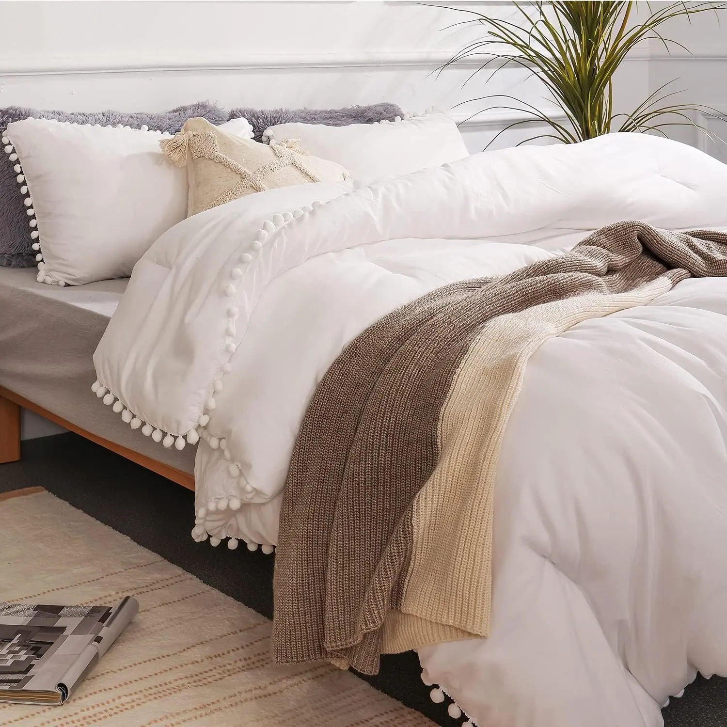 Ball Pom Comforter Set 3pcs Boho Bedding Aesthetic White Comforter Queen Sized Comforter Sets White Bed Set Solid Color for Women Men (1 Comforter 2 Pillowcases)