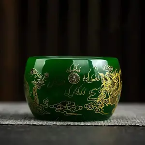 The Jian ware kung fu cup symbolizes the auspicious harmony of the dragon and phoenix.