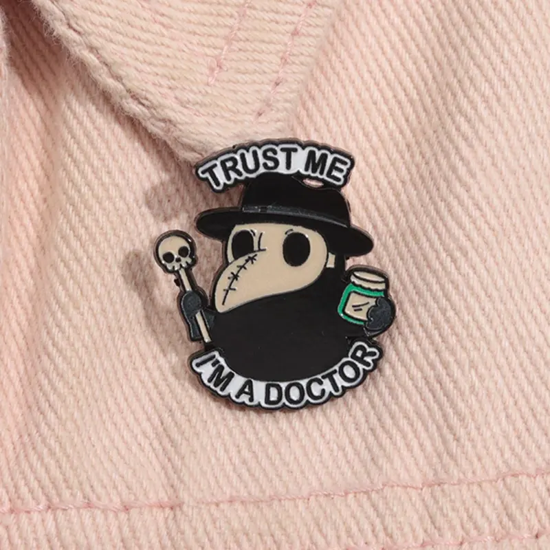 Cute Cartoon Plague Doctor Design Brooch, Durable Metal Pins, Alloy Brooch Pin, Hat Pins, Fashion Accessories for Women & Men, Creative Gift for Doctor As Halloween Gift, Flower Brooch Pin