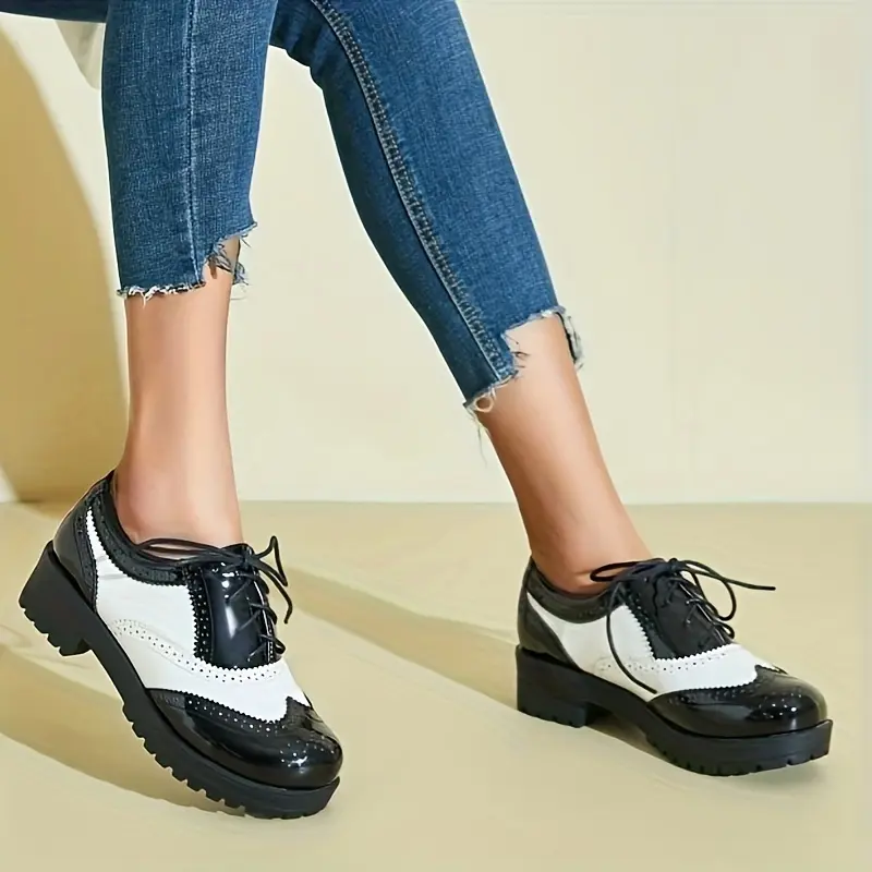 Women'S Lace Up Wingtip Oxford Shoes Chunky Heel Platform Vintage Round Toe Brogue Shoes