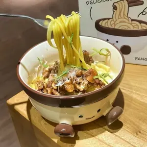 Cute Paw Print Design Large Ceramic Bowl, Kitchenware Ceramics, Food Grade Lead Free BPA Free Ramen Noodle Salad Soup Bowl, Dishwasher & Microwave Safe Kitchenware for Students Dormitory Home Kitchen School Party Daily Use, Ceramic Pasta Bowls